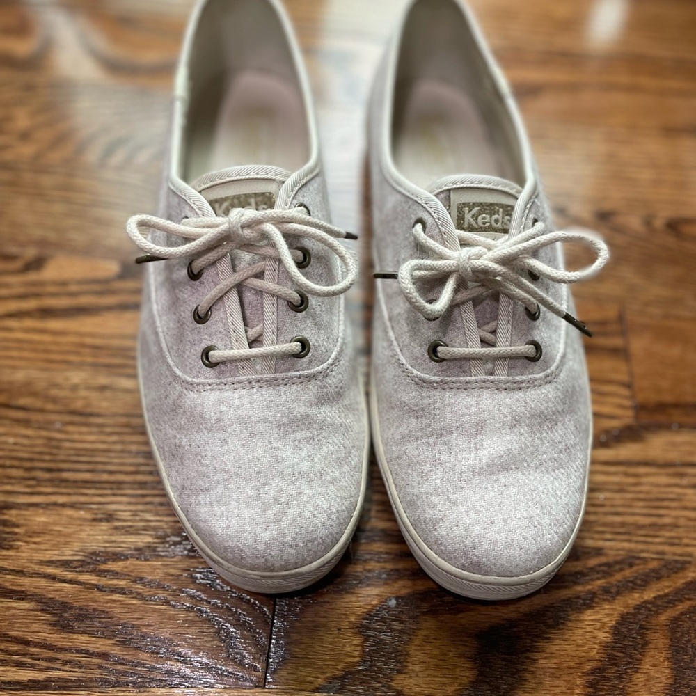 Keds Women's Light Beige with Gold Accent Sneakers